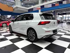 2023 Volkswagen Golf 280TSI DSG Pro, белый — фото 13
