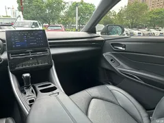 2023 Toyota Avalon 2.5L Luxury — фото 18