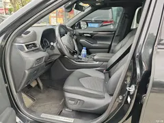 2022 Toyota Crown Kluger 2.5L HEV 4WD Luxury — фото 4