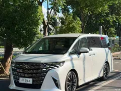 2024 Toyota Alphard Hybrid 2.5L Premium — фото 1