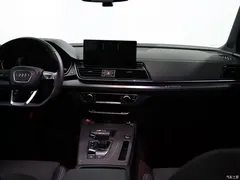 2022 Audi Q5L Sportback 45 TFSI Luxury — фото 9
