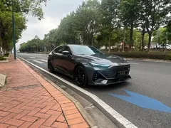 2022 Changan UNI-V 1.5T — фото 3
