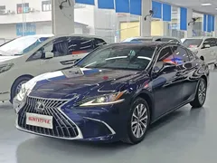 2022 Lexus ES 200, синий — фото 1