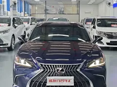 2022 Lexus ES 200, синий — фото 2