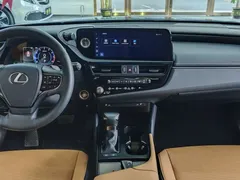 2022 Lexus ES 200, синий — фото 13