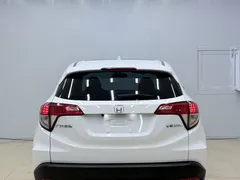 2020 Honda Vezel 1.5L CVT Pioneer, белый — фото 5
