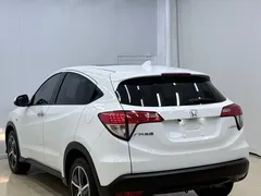 2020 Honda Vezel 1.5L CVT Pioneer, белый — фото 6