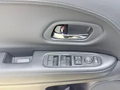 2020 Honda Vezel 1.5L CVT Pioneer, белый — фото 10