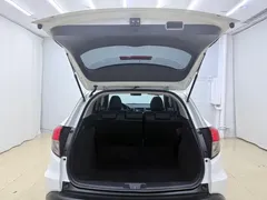 2020 Honda Vezel 1.5L CVT Pioneer, белый — фото 20