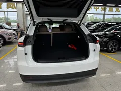 2025 Li Auto i6 2WD, белый — фото 13