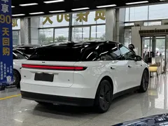 2025 Li Auto i6 2WD, белый — фото 16