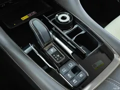 2024 Toyota Alphard Hybrid 2.5L Premium — фото 10