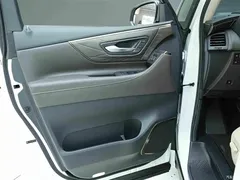 2024 Toyota Alphard Hybrid 2.5L Premium — фото 16