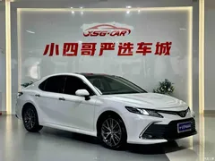 2021 Toyota Camry 2.5G Luxury — фото 3