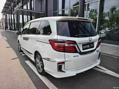2019 Honda Alison 2.0L Hybrid Luxury — фото 21