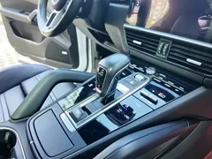 2019 Porsche Cayenne Coupe 3.0T, белый — фото 11