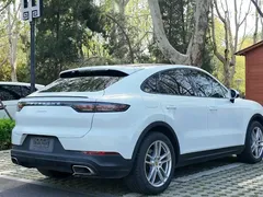 2019 Porsche Cayenne Coupe 3.0T, белый — фото 16