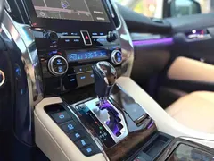 2021 Toyota Alphard Hybrid 2.5L Luxury, белый — фото 5