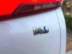 2021 Toyota Alphard Hybrid 2.5L Luxury, белый — фото 11