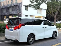 2021 Toyota Alphard Hybrid 2.5L Luxury, белый — фото 14