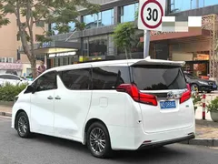 2021 Toyota Alphard Hybrid 2.5L Luxury, белый — фото 16