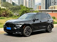 2022 BMW X7 xDrive40i Premium M Sport Package, чёрный — фото 1
