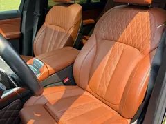 2022 BMW X7 xDrive40i Premium M Sport Package, чёрный — фото 10
