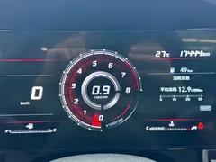 2022 Hyundai Elantra 1.5L CVT LUX Premium, белый — фото 8