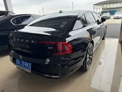 2021 Volvo S90 B5 Luxury, чёрный — фото 7