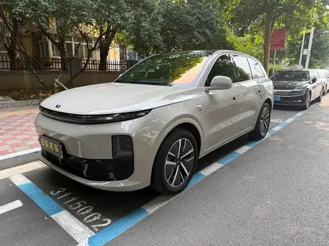 2024 Li Auto L6 Pro