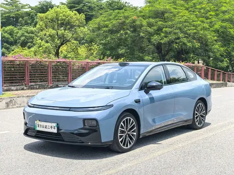 2025 Leapmotor B01 550