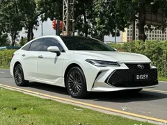 2022 Toyota Avalon 2.5L Touring Premium — фото 3