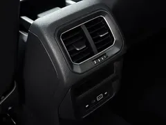 2022 Volkswagen Tiguan L 330TSI AT 2WD, белый — фото 14