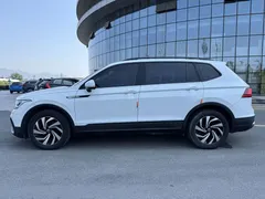 2022 Volkswagen Tiguan L 330TSI AT 2WD, белый — фото 25