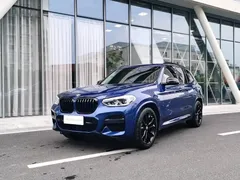 2021 BMW X3 xDrive30i M, синий — фото 1