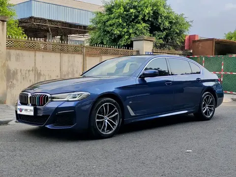 2021 BMW 5 Series 5 525Li M
