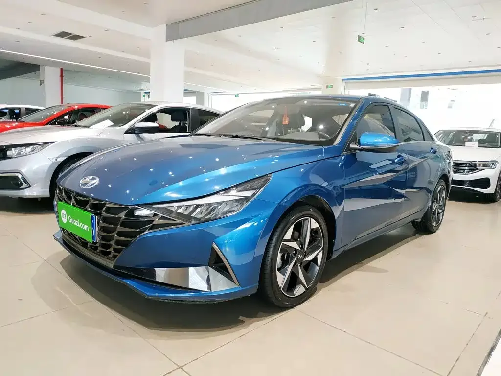 2021 Hyundai Elantra 1.5L CVT LUX Premium