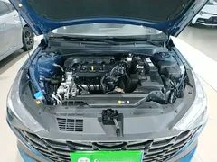 2021 Hyundai Elantra 1.5L CVT LUX Premium, синий — фото 20
