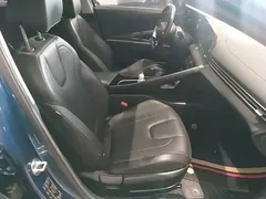 2021 Hyundai Elantra 1.5L CVT LUX Premium, синий — фото 25