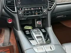 2020 Honda UR-V 370TURBO 2WD Premium, белый — фото 12