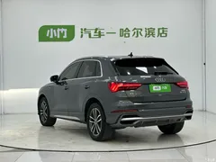2022 Audi Q3 35 TFSI aggressive and dynamic — фото 4