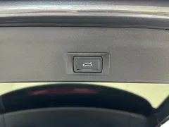 2022 Audi Q3 35 TFSI aggressive and dynamic — фото 16