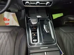 2023 Hongqi HS5 2.0T 4WD Pro, чёрный — фото 14