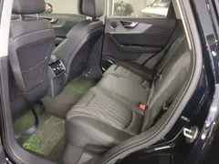 2023 Hongqi HS5 2.0T 4WD Pro, чёрный — фото 17