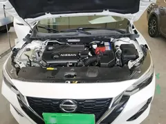 2021 Nissan Sylphy 1.6L XL CVT, белый — фото 16