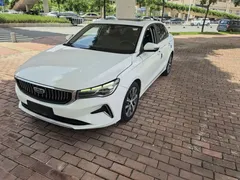 2022 Geely Emgrand 1.5L CVT, белый — фото 1