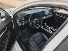 2022 Geely Emgrand 1.5L CVT, белый — фото 4