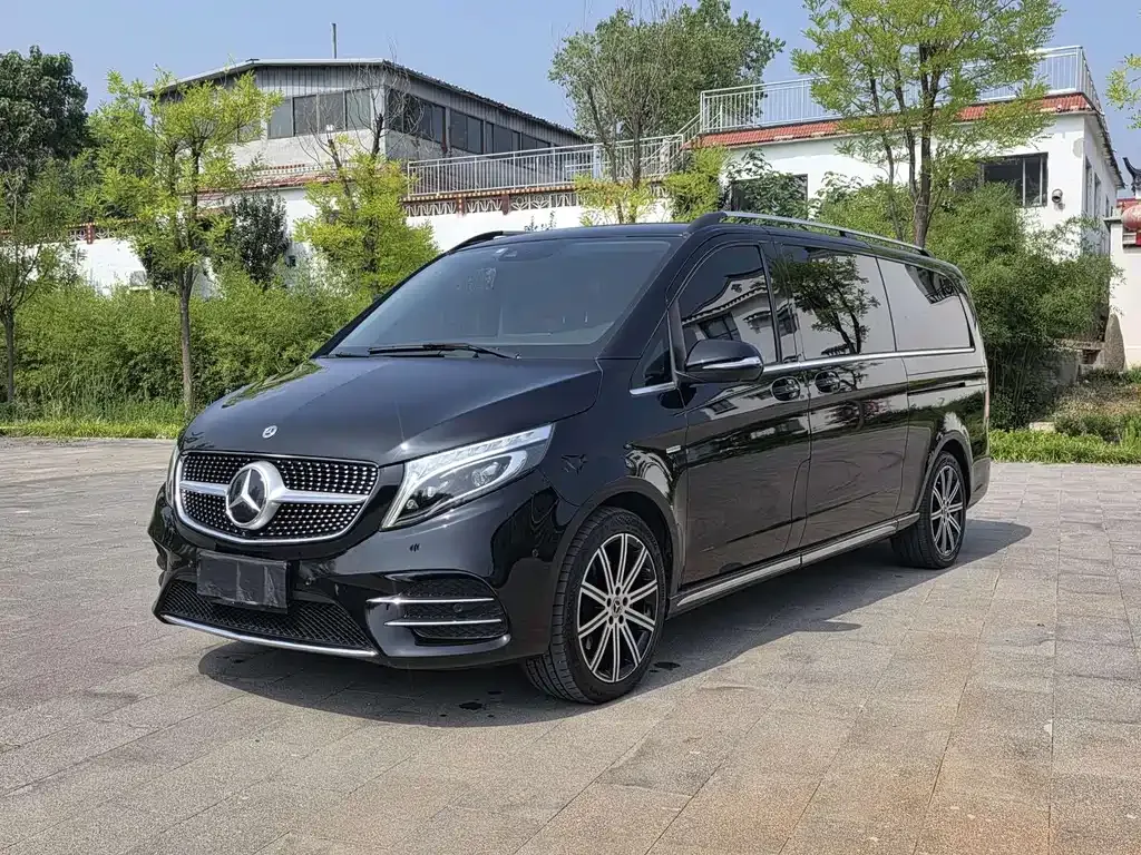 2022 Mercedes-Benz V-Class V 260 L Luxury