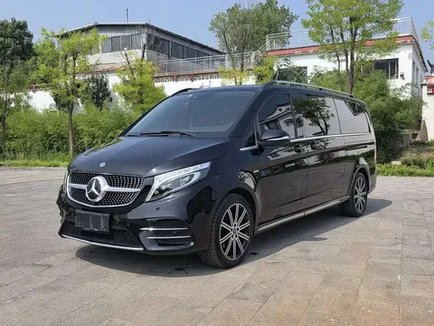 2022 Mercedes-Benz V-Class V 260 L Luxury