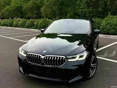 2022 BMW 6 Series GT 630i M Sports Package — фото 2
